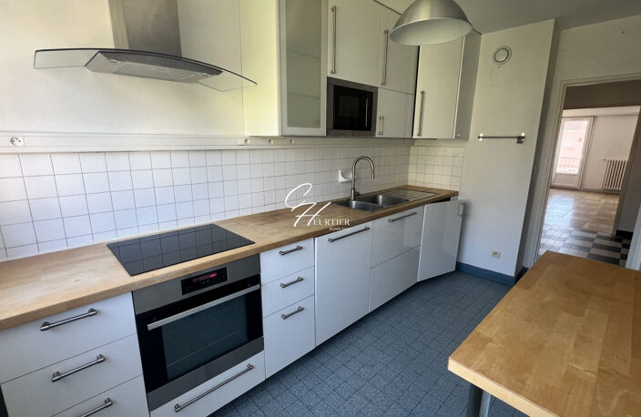 GRENOBLE T2 de 68m² — photo 5