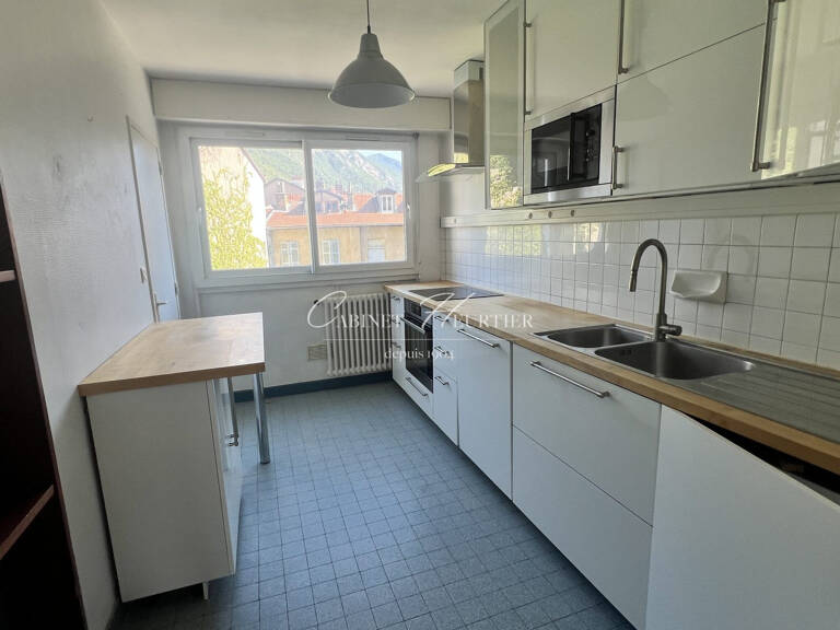 GRENOBLE T2 de 68m² — photo 1