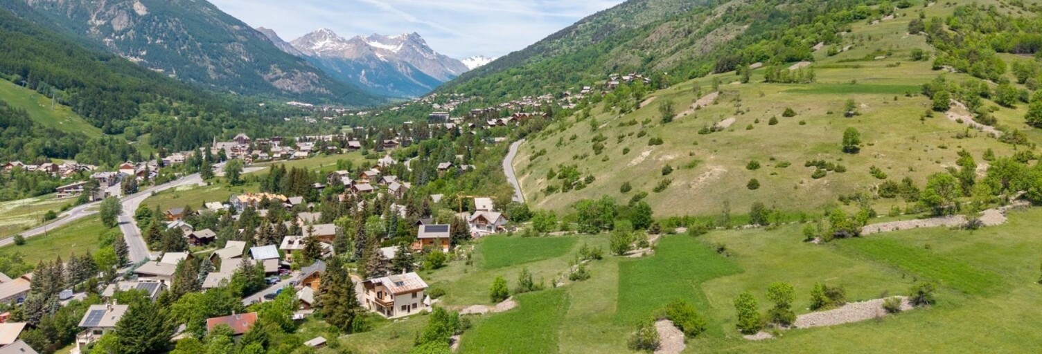 Maison 10 Pièces 267 m² à vendre à Saint-Chaffrey (05330)