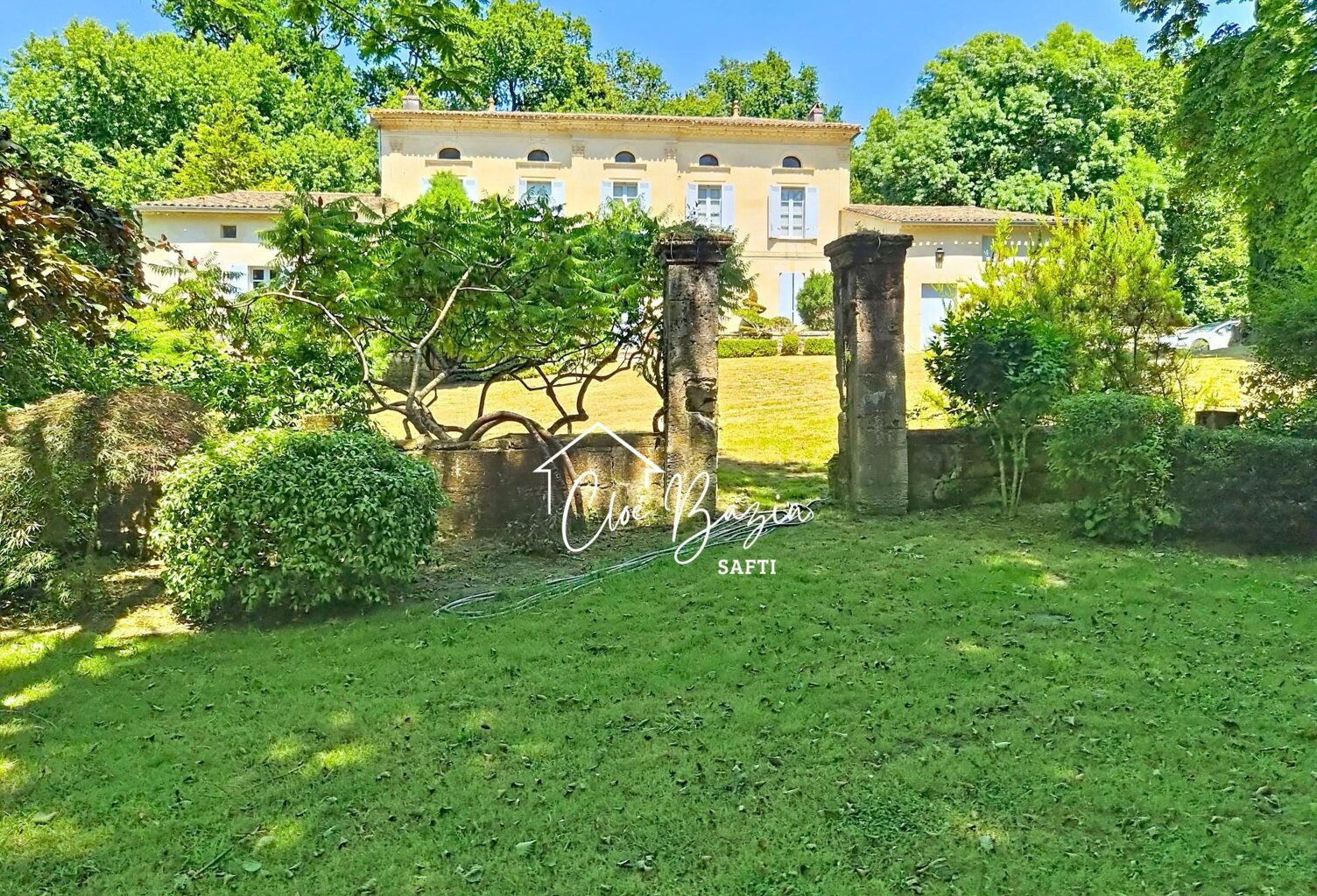 Élégante propriété du XVIII? siècle au cœur d'un parc de 1,7 hectare — photo 1