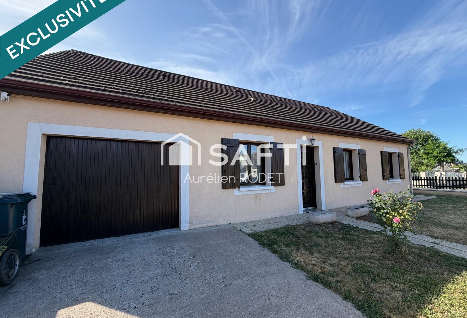 Maison de plain-pied avec garage, 3 chambres. — photo 1