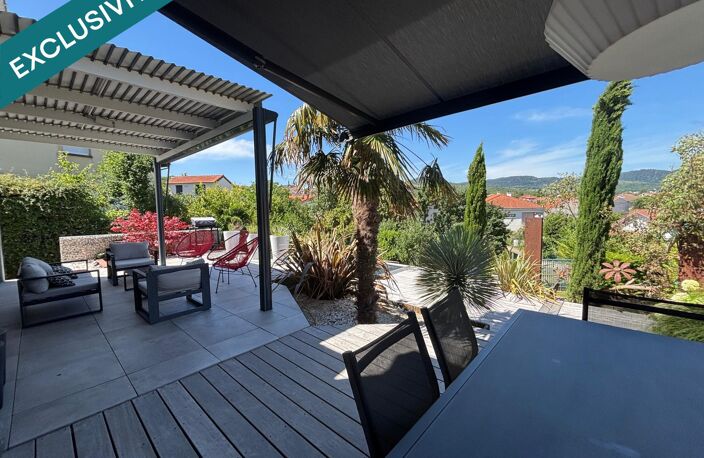 Maison d'architecte T6, 220m2, piscine et 4 stationnements dont 2 garages. — photo 5