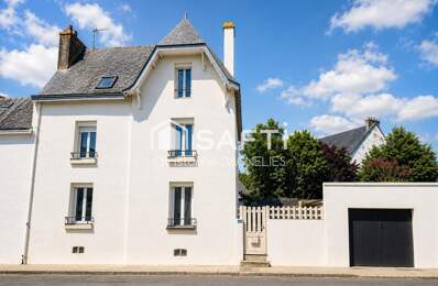 Port-Louis : maison années 30, cour et garage — photo du bien