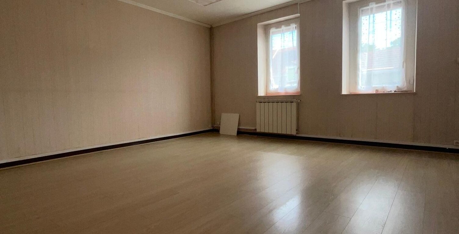 Maison 3 chambres, jardin, garage. — photo 1