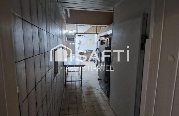 Immeuble de 240 m² avec local commercial et logement à l'étage — photo 4