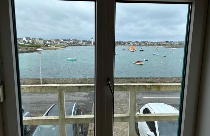 MAISON D ARCHITECTE 220 M2 HABITABLE EN FROND DE MER A ROSCOFF — photo 5