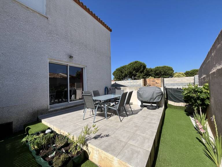Villa TERRAIN, PISCINE — photo 1