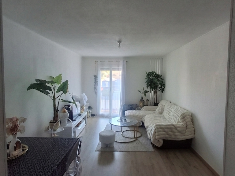Location appartement 2 pièces centre ville Clermont l'Héraul — photo 1