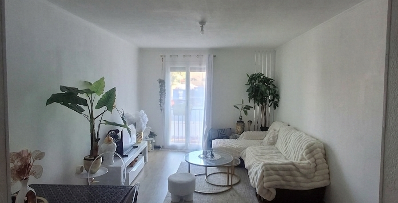 Location appartement 2 pièces centre ville Clermont l'Héraul — photo 1