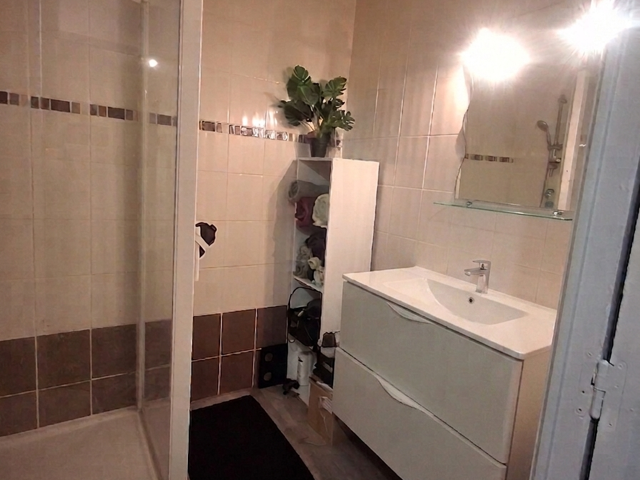 Location appartement 2 pièces centre ville Clermont l'Héraul — photo du bien