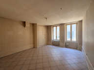 TARARE CENTRE-VILLE - APPARTEMENT 86 M2 À HAUT POTENTIEL. — photo 4