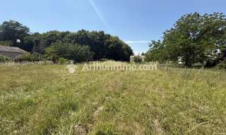 Terrain  746 m² à vendre à Saint-Astier (24110)