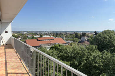 Appartement 5 pièces 180000 €