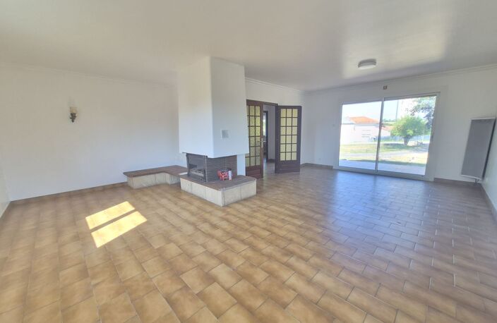 Maison avec terrain — photo 2