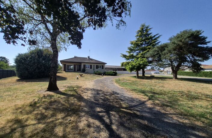 Maison avec terrain — photo 2