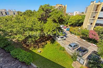 Appartement 5 pièces 240000 €