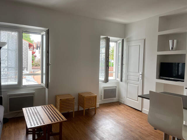 Centre ville studio rénové coup de coeur — photo du bien