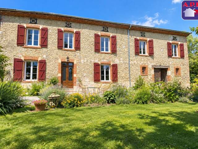 Maison 6 pièces 230 m² à Pailhès — photo du bien