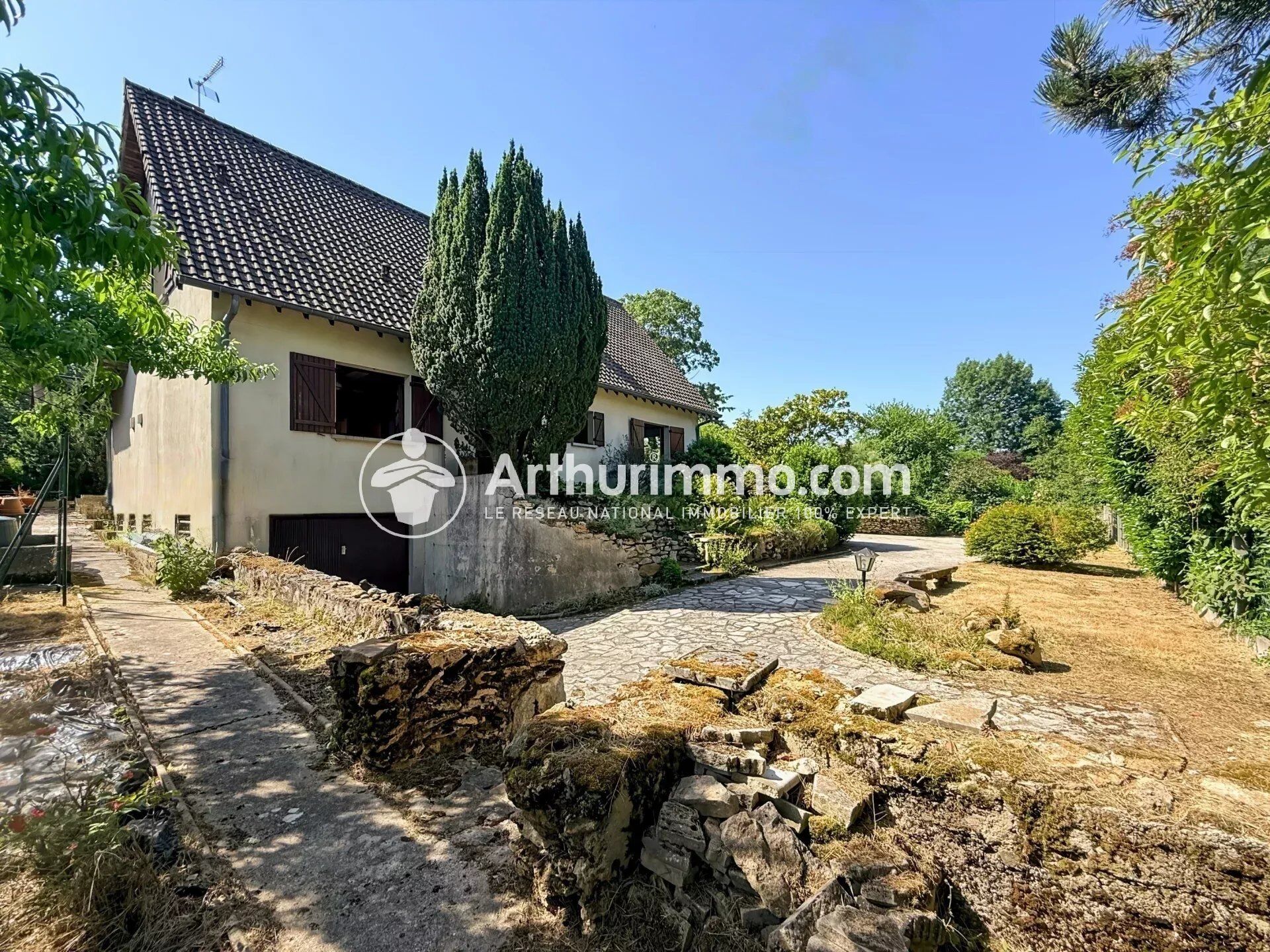 Maison 7 pièces 180 m² · à Étiolles · 180 m² · 548 000 €