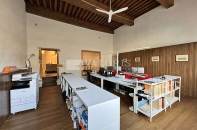 Bureau  2127 €