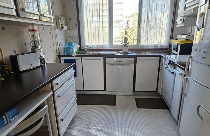 Appartement T5 - 110 m² - TOURS — photo 4