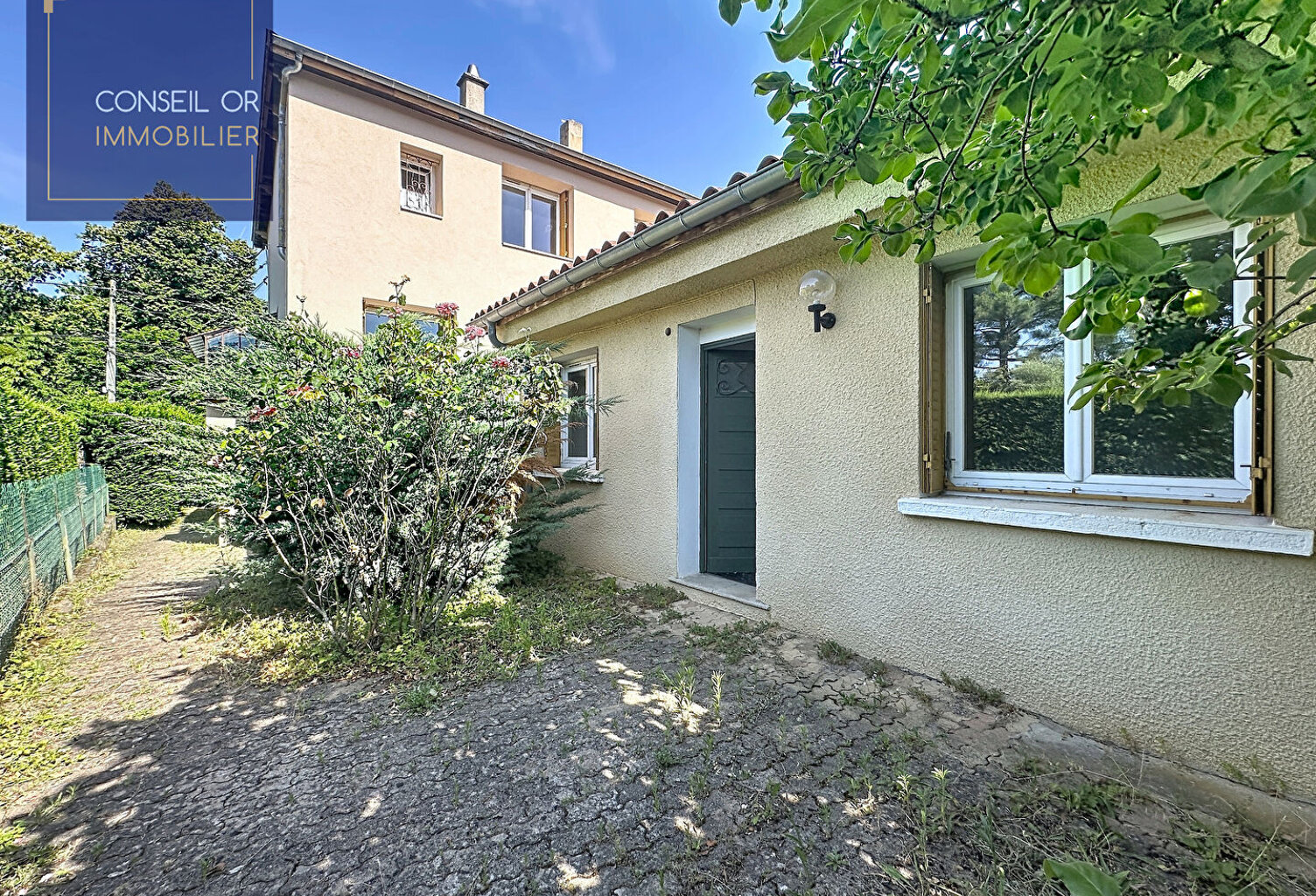 Maison Saint Genis Laval 4 pièce(s) 165 m2 — photo 1