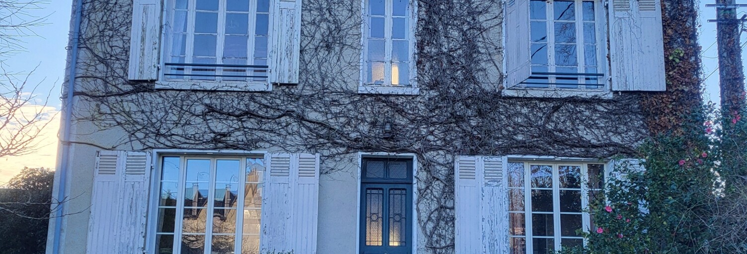 Maison 9 Pièces 230 m² à vendre à Sillé-le-Guillaume (72140)
