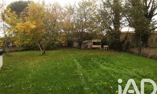 Terrain  1000 m² à vendre à Espiet (33420)