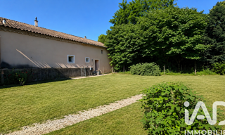 Immeuble  237 m² à vendre à Saint-Julien-de-Peyrolas (30760)