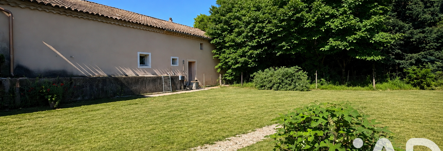 Immeuble  237 m² à vendre à Saint-Julien-de-Peyrolas (30760)