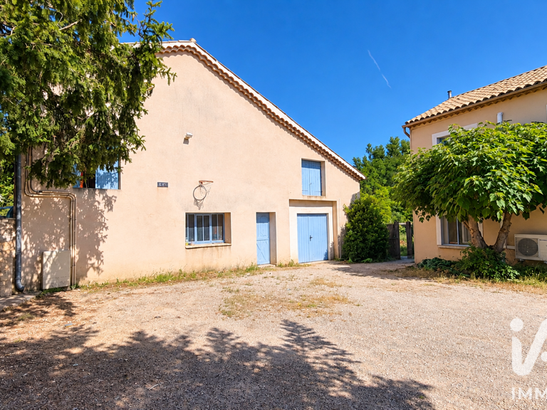 Vente Immeuble 237 m&sup2; — photo 1