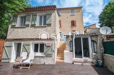 Appartement 6 pièces 258000 €