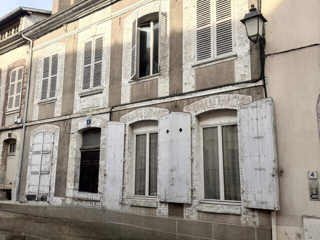 Vente Immeuble 200 m&sup2; — photo du bien