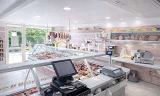 Commerce 3 Pièces 140 m² à vendre à Gémenos (13420)