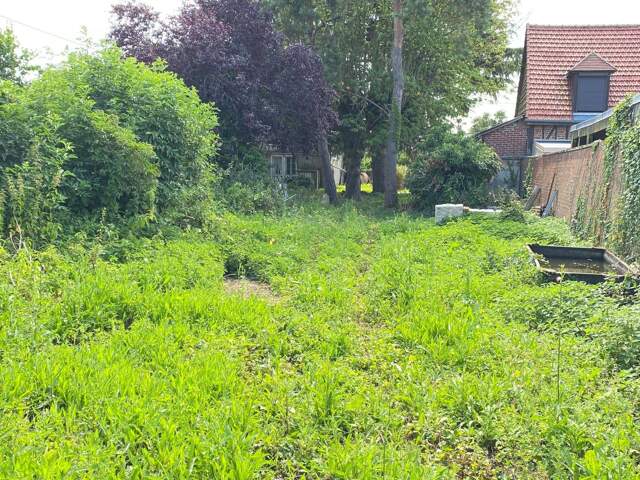 Terrain plat de 410 m2 AVRECHY — photo du bien