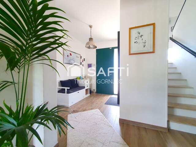 Maison familiale de 161 m² sur près de 3 000 m² de terrain — photo du bien