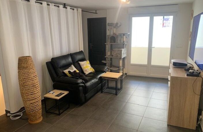 Coup de coeur ! Maison de ville entièrement rénovée avec garage — photo 2
