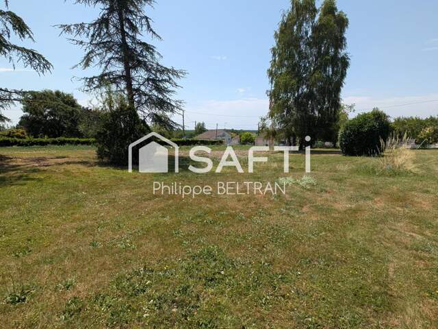 Terrain constructible 1080m2 — photo du bien