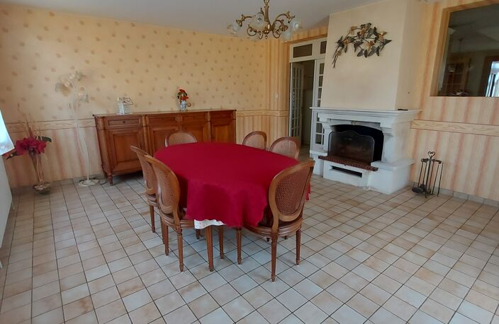 Vente Maison/villa 7 pièces — photo 3