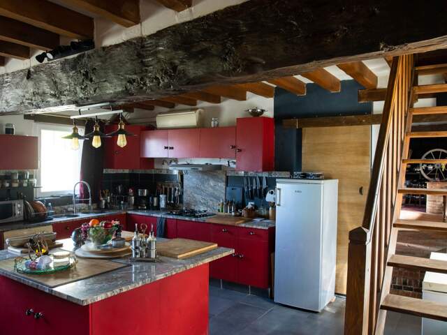 Maison de charme confortable en centre village avec extérieur — photo du bien