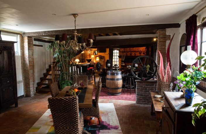 Maison de charme confortable en centre village avec extérieur — photo 5