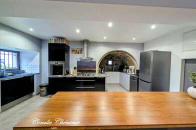 Maison 11 pièces 215000 €