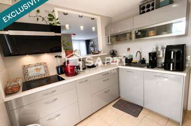 Appartement 4 pièces 163000 €