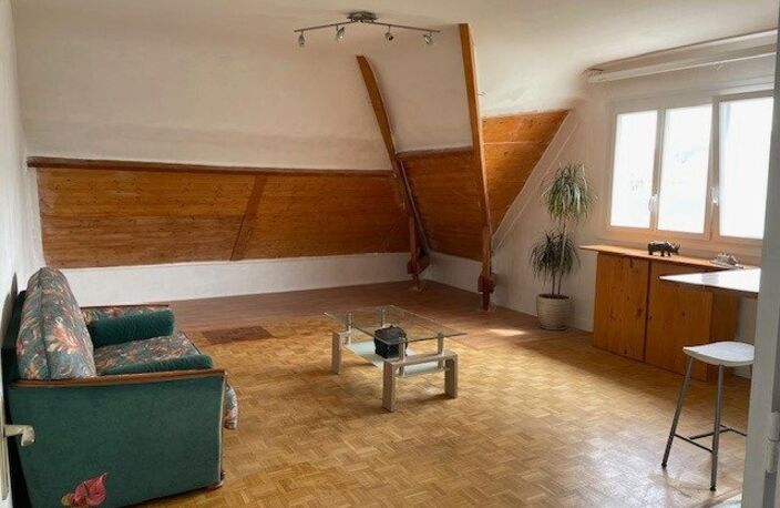 Appartement 54 m2 Deux pieces 1 Salon et 1 Chambre Cave Garage à vélo  Parking. — photo 3