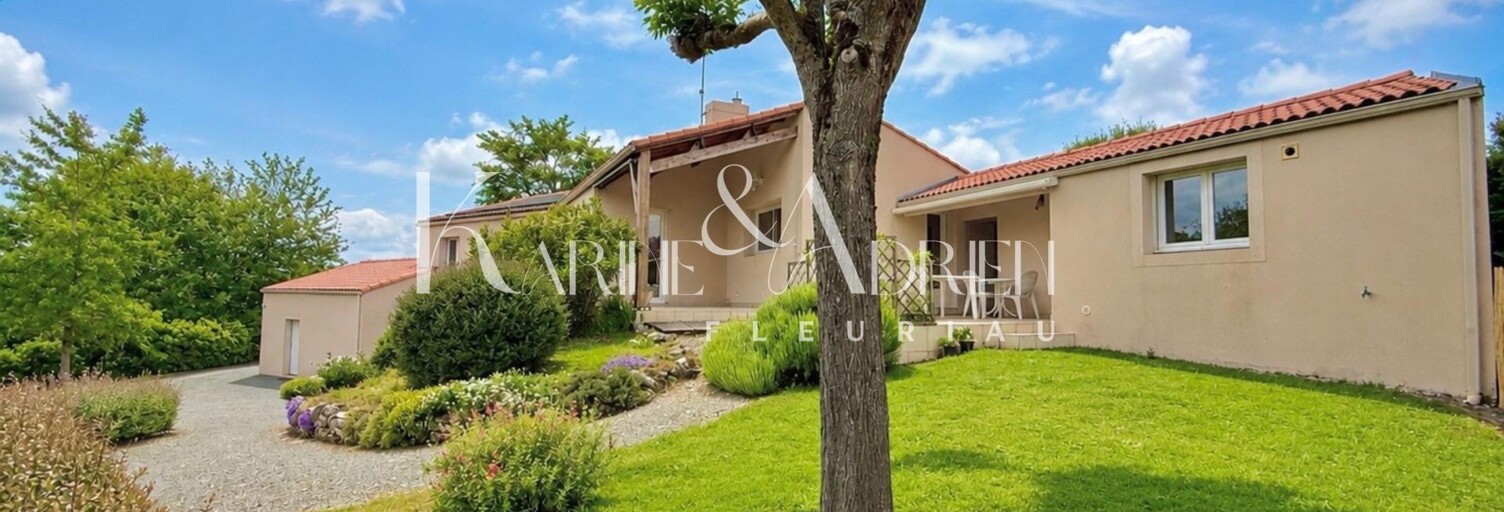 Maison 9 Pièces 205 m² à vendre à Fontenay-le-Comte (85200)