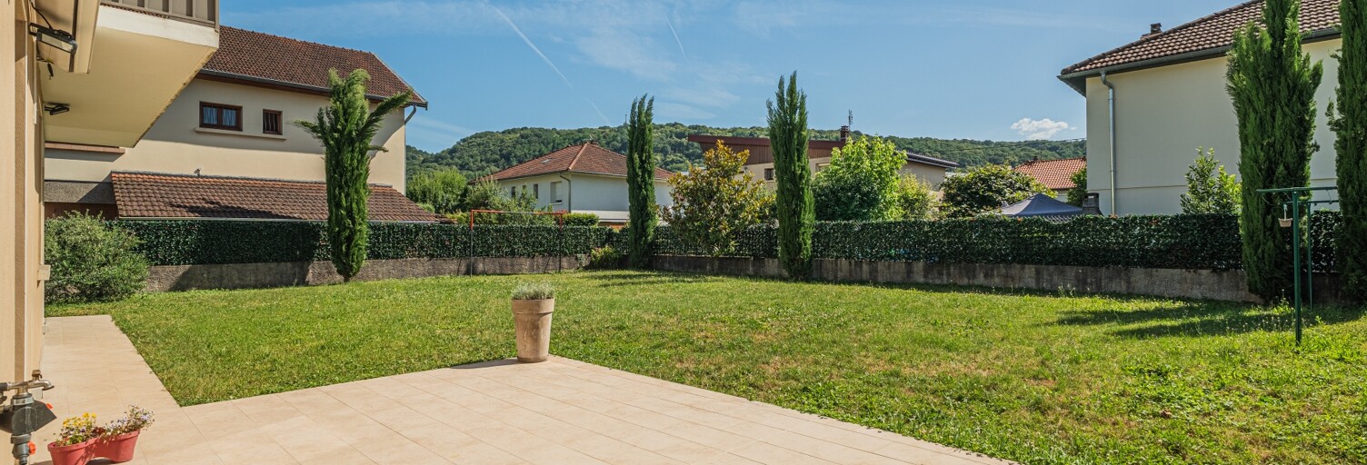 Maison 8 Pièces 168 m² à vendre à Échirolles (38130)
