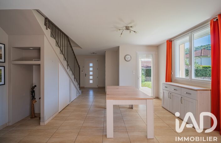 Vente Maison/villa 8 pièces — photo 3