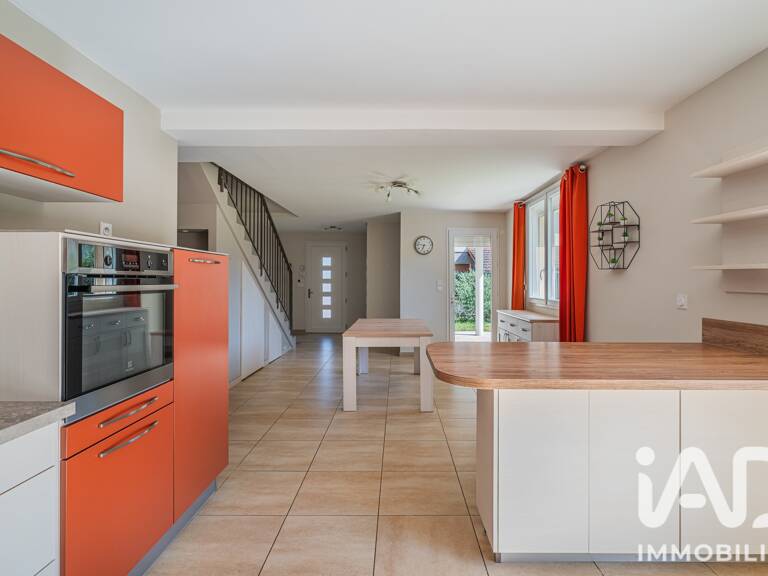 Vente Maison/villa 8 pièces — photo 1