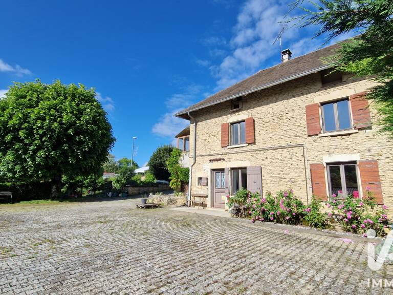 Vente Maison/villa 4 pièces — photo 1