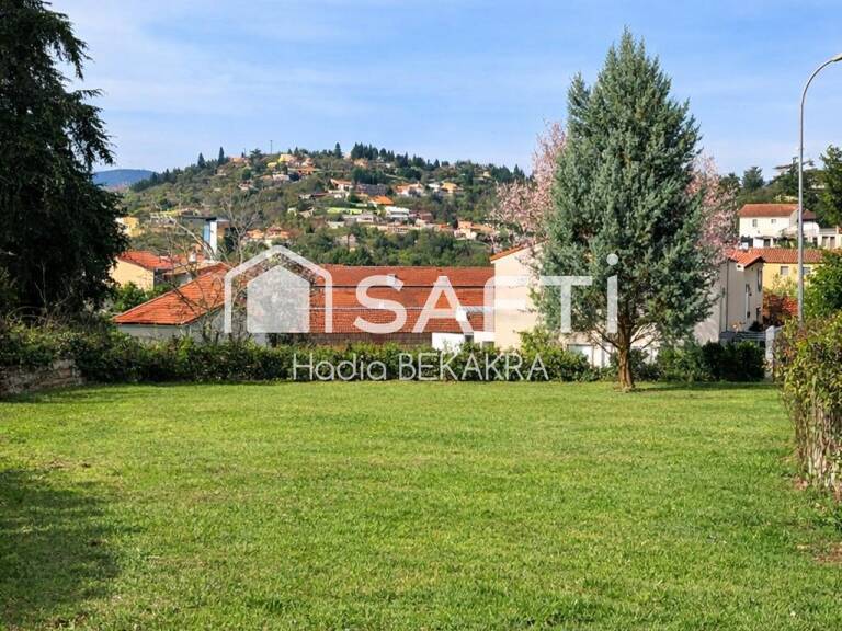 Terrain constructible 530 m²  Rive-de-Gier centre 110 000 € — photo 1